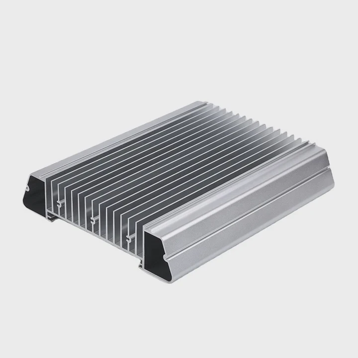 Benutzerdefinierte Aluminium-Extrusionskühlkörperprofile