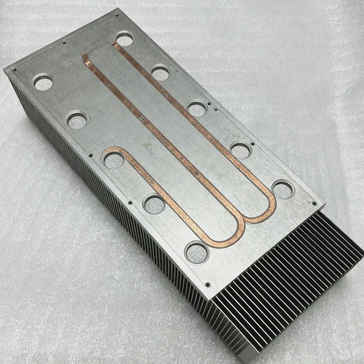 Hochdichte Batteriekühlplatte