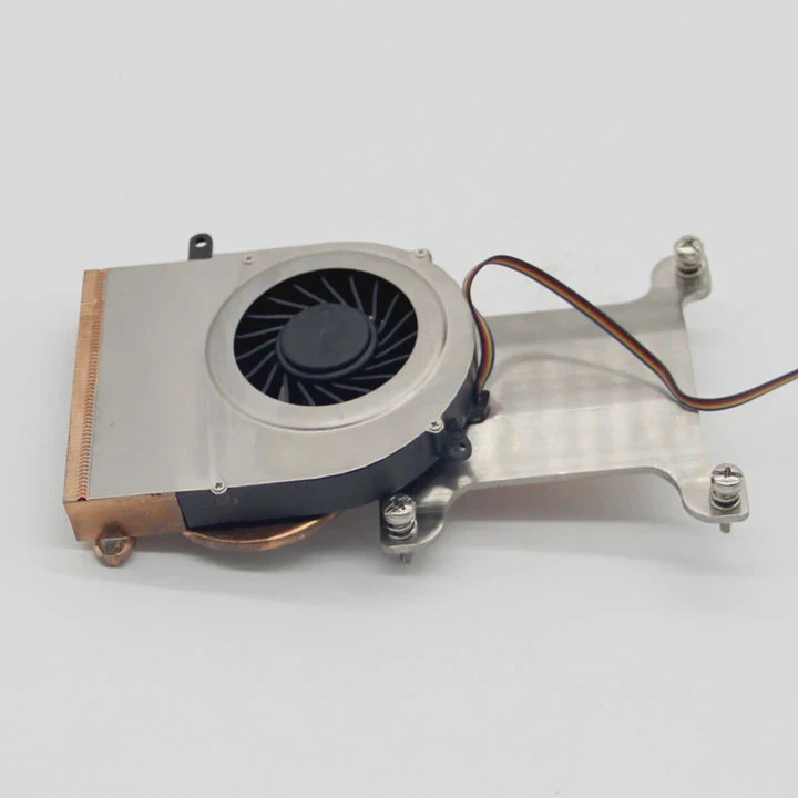Kundenspezifischer CPU-Kühler mit Wärmeleitrohren