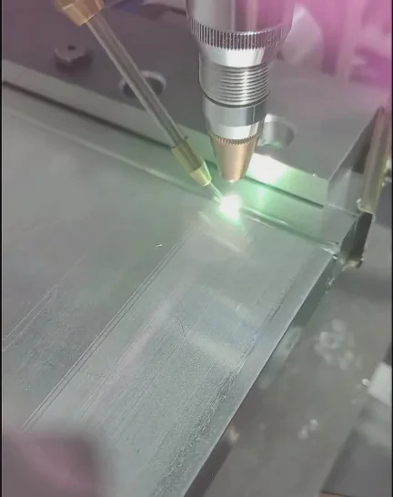 Proveedor de placa de enfriamiento líquido de soldadura láser