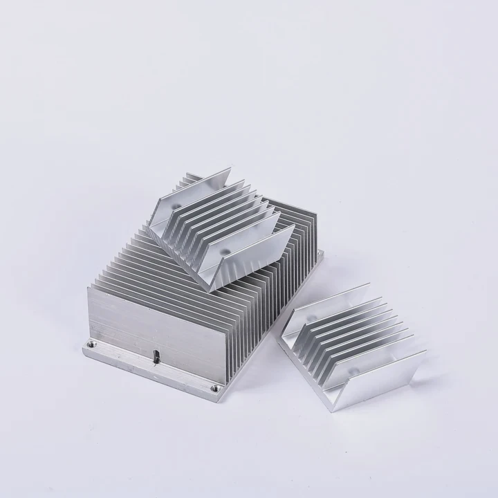 Custom Cnc Extruido de Aleación de Aluminio Heat Sink