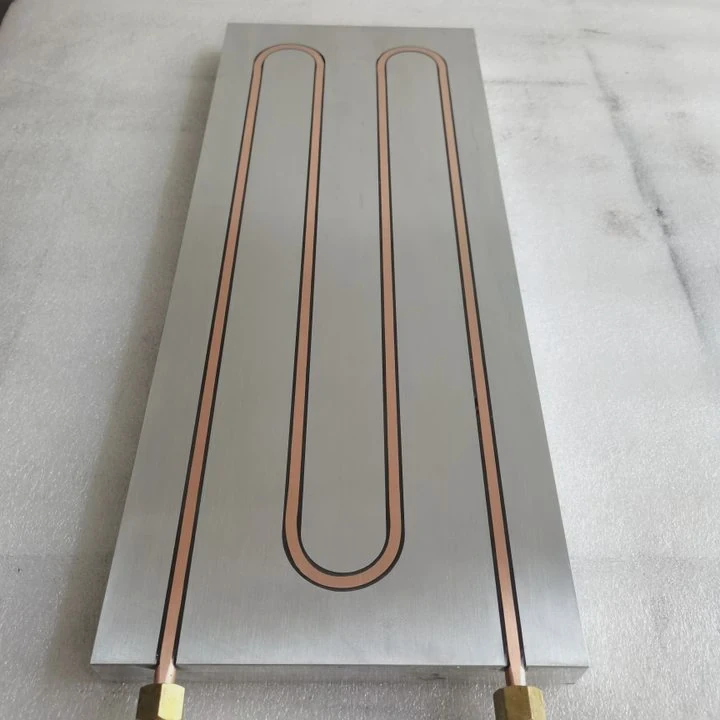 Réservoir de refroidissement par refroidissement liquide
